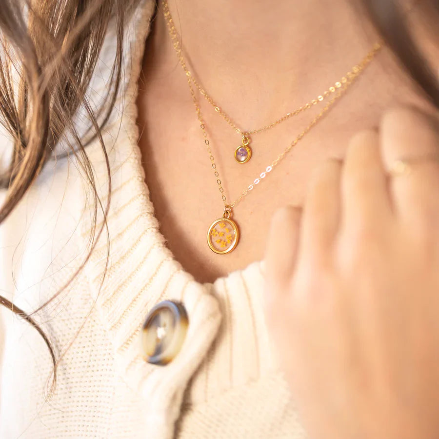 Pressed Flower Jewelry: A Guide to the Captivating Trend