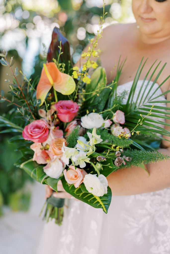 Which Flowers Should I Use for a Tropical Bouquet?