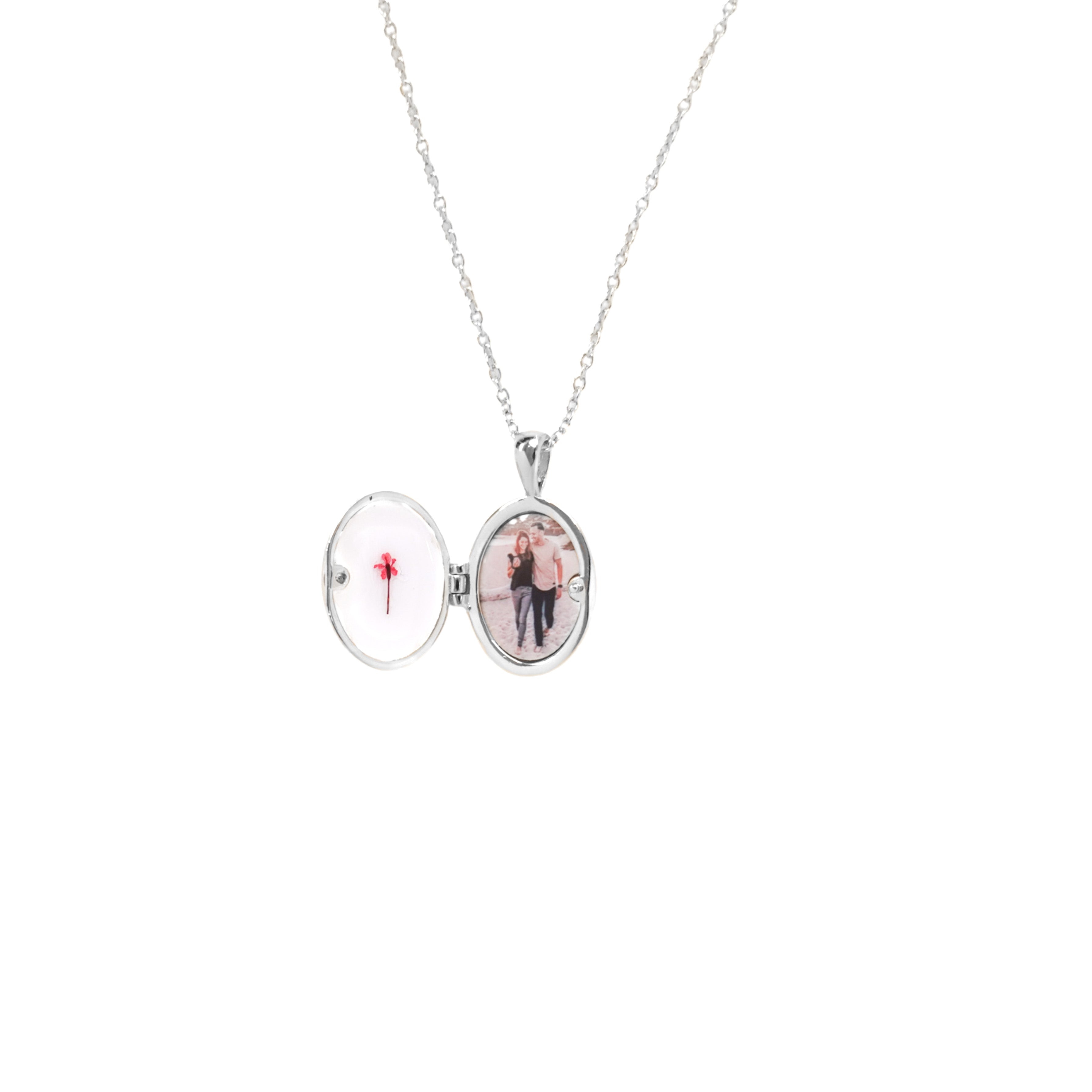 Locket Color:White Gold;Background Color:White;Amount of months to represent:1;Month:*