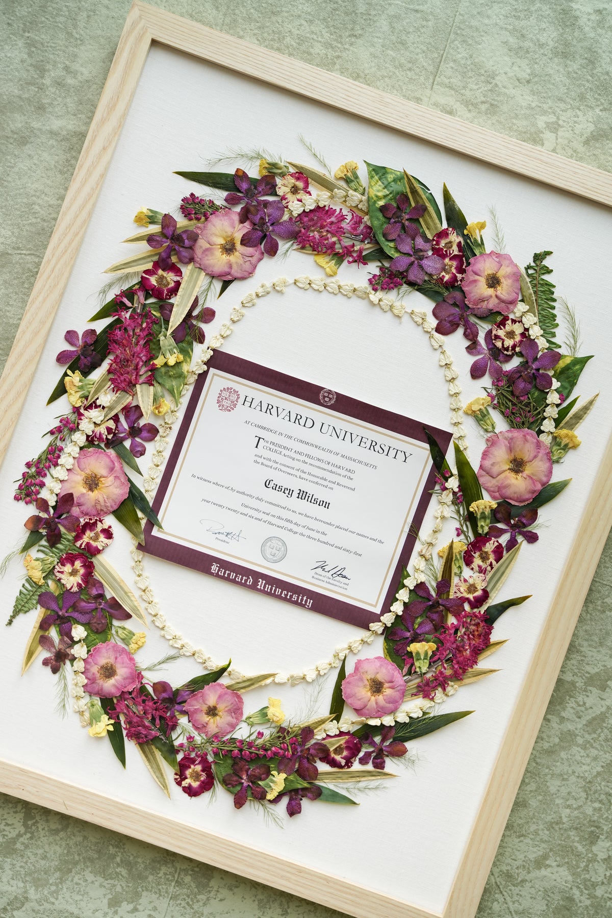 Graduation Flower Preservation | Custom Diploma Frames with Flowers