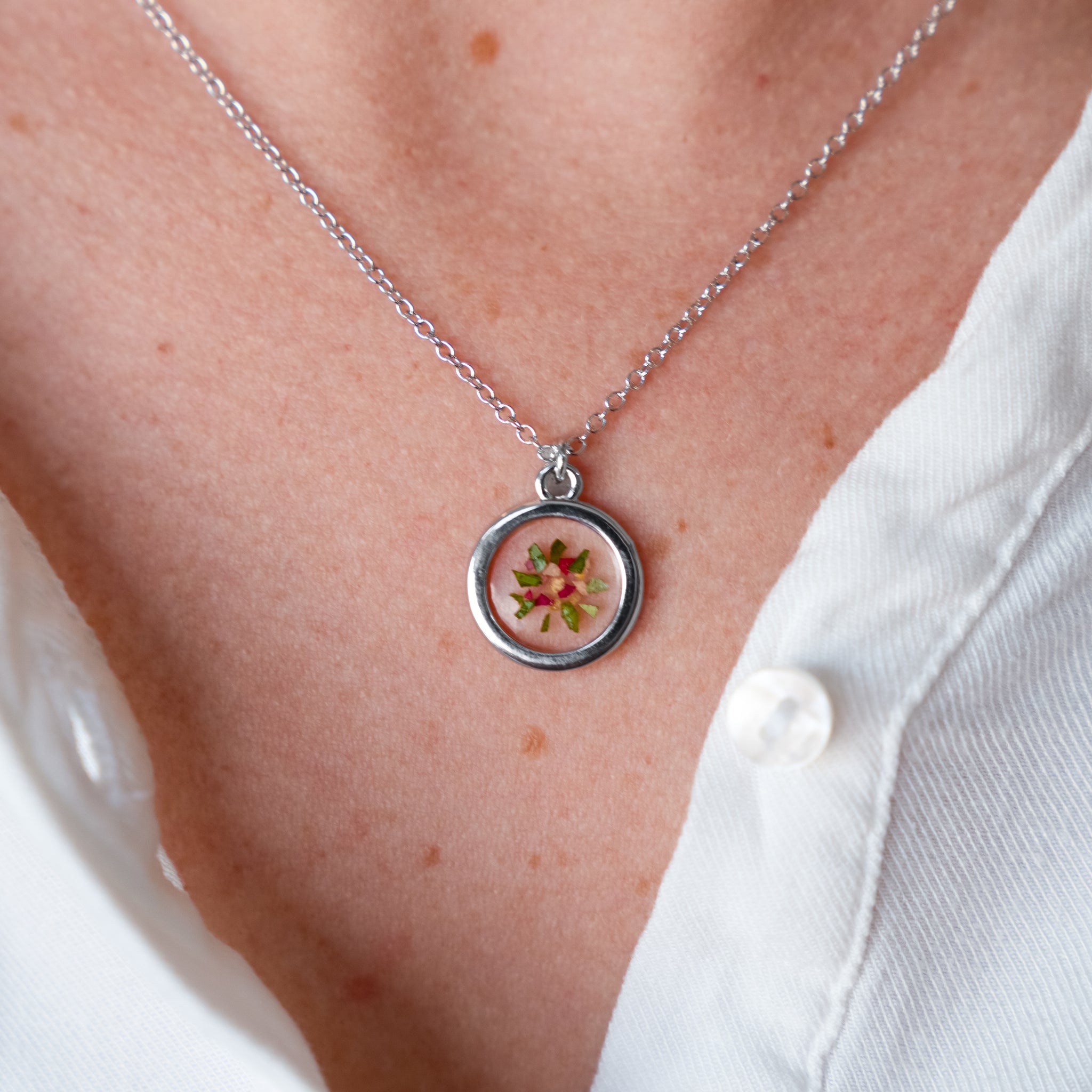 Pressed flower locket hotsell