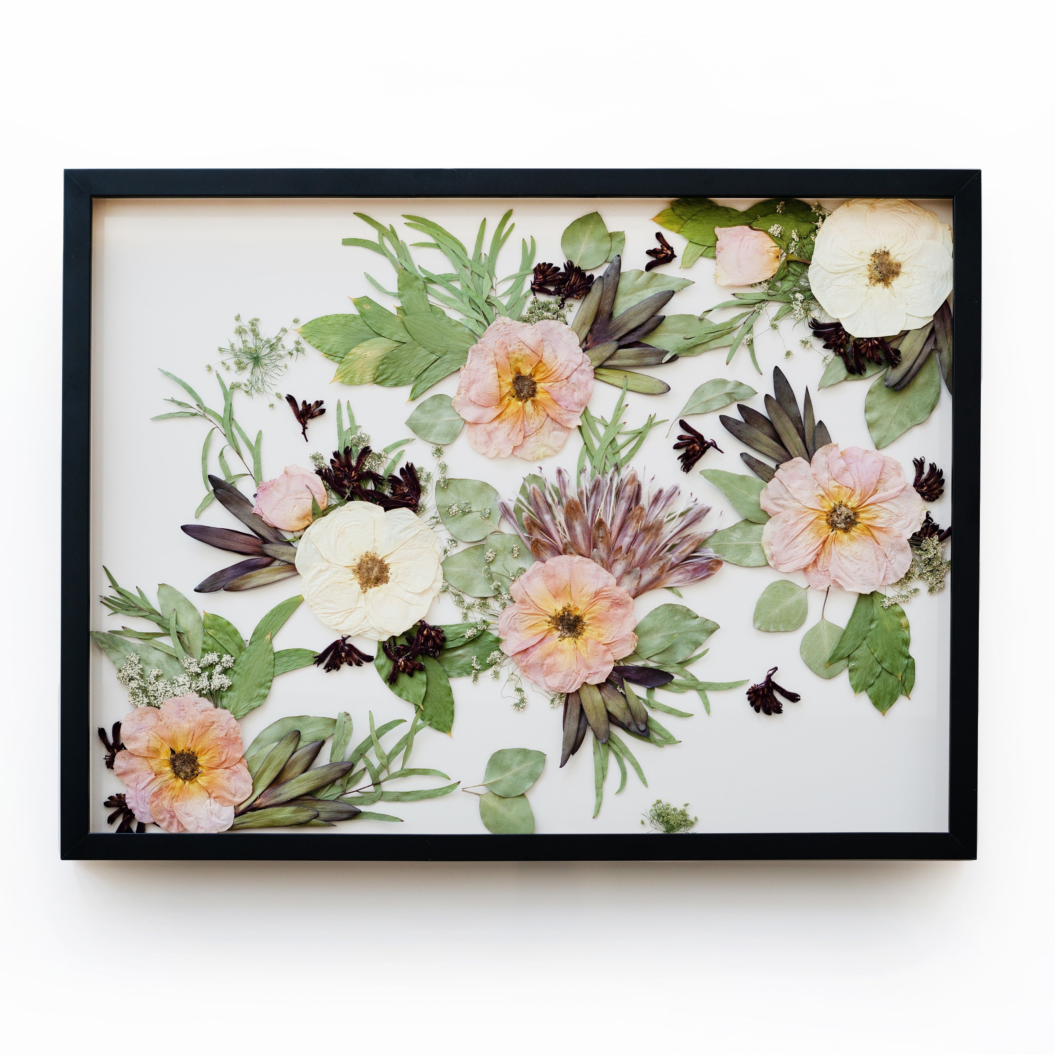 UO DIY: How to Press and Frame Flowers - Urban Outfitters - Blog